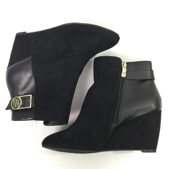 Liz Claiborne Vegan Leather Memory Foam Wedge Gold Tone Buckle Ankle Bootie 7M - Picture 10 of 13